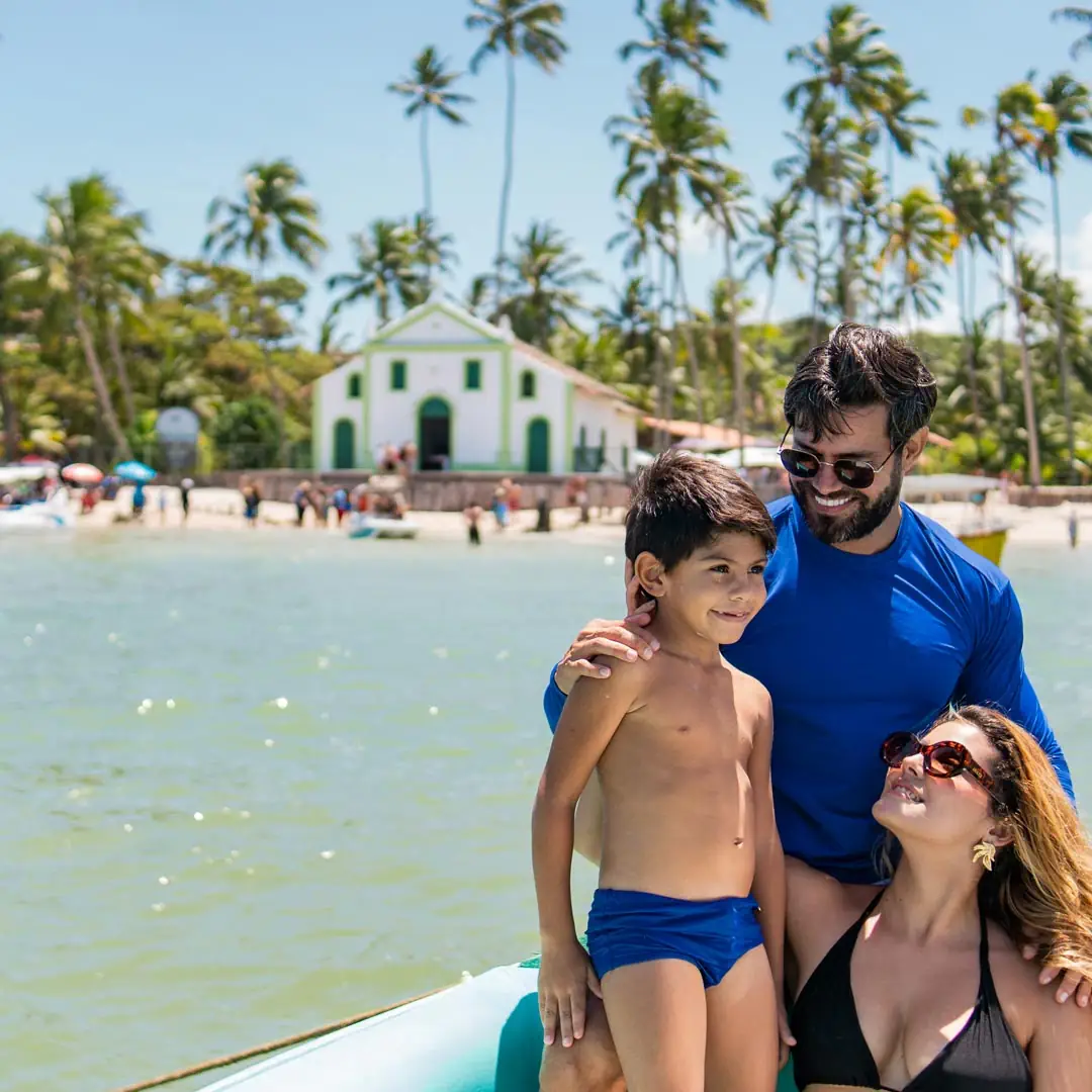 Praia dos Carneiros - Igrejinha de São Benedito