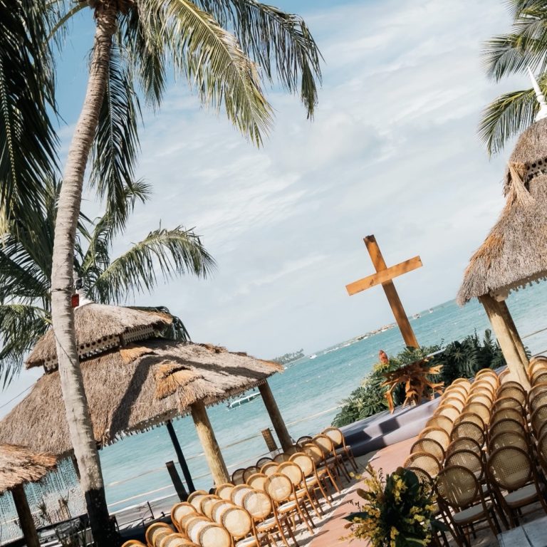 Os melhores meses para casar na Praia dos Carneiros